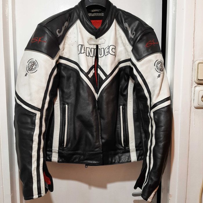 Geaca Vanucci, nr 56