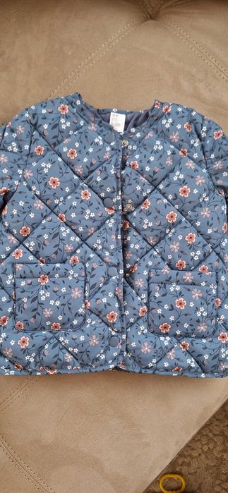 Пролетно/есенно яке за момиче. HM. Размер 98. Като ново.