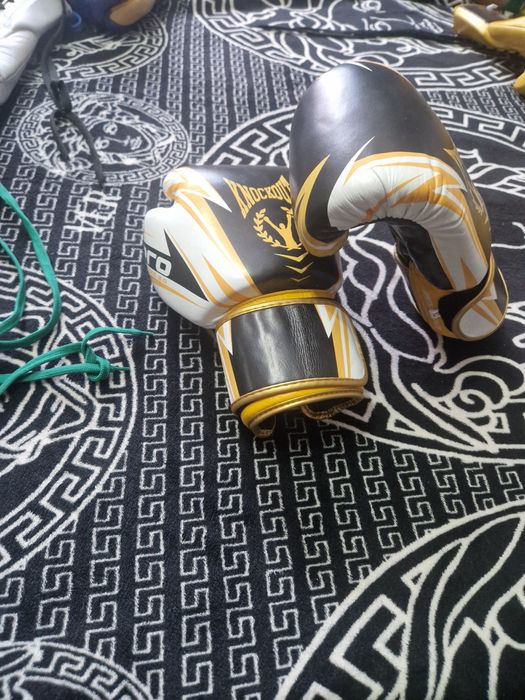 Manusi cnockout negru galben