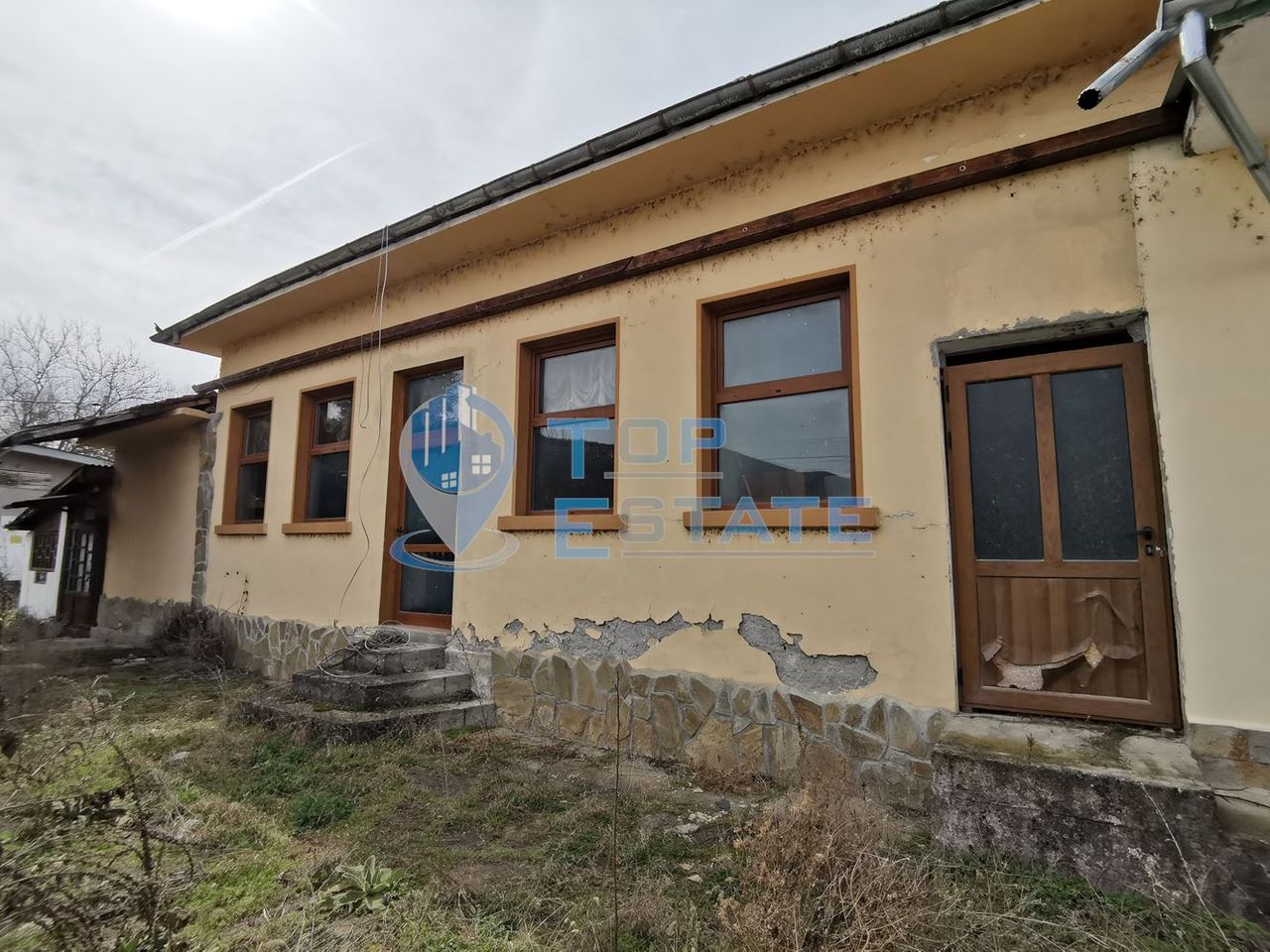 Продава се Заведение в Златарица - 176 кв.м за 157 €/кв.м - Снимка #1