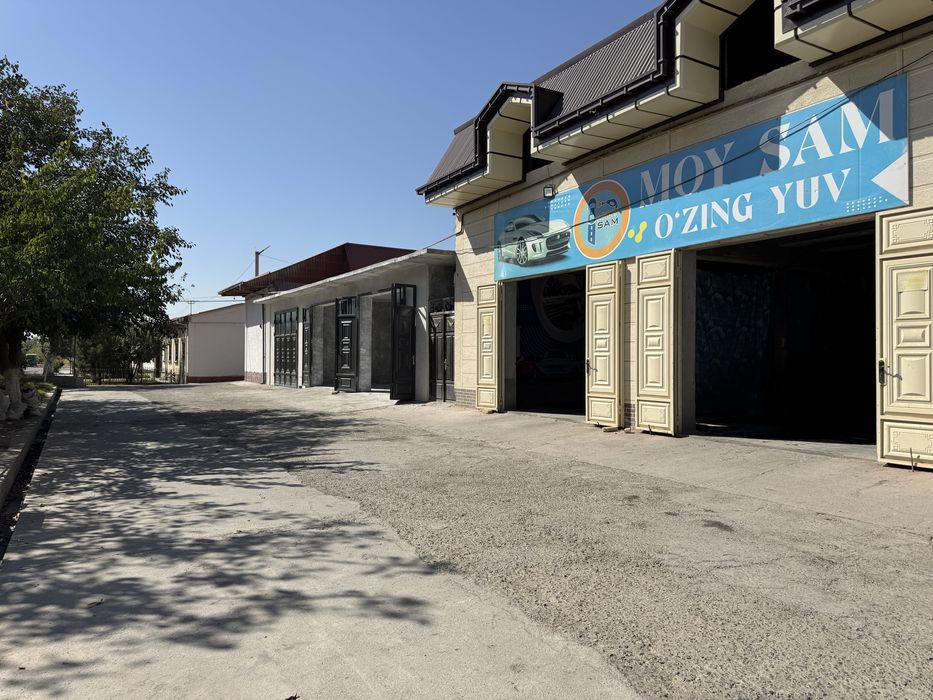 Сдаётся помешение в доль дороги можно под склад можно под бокс