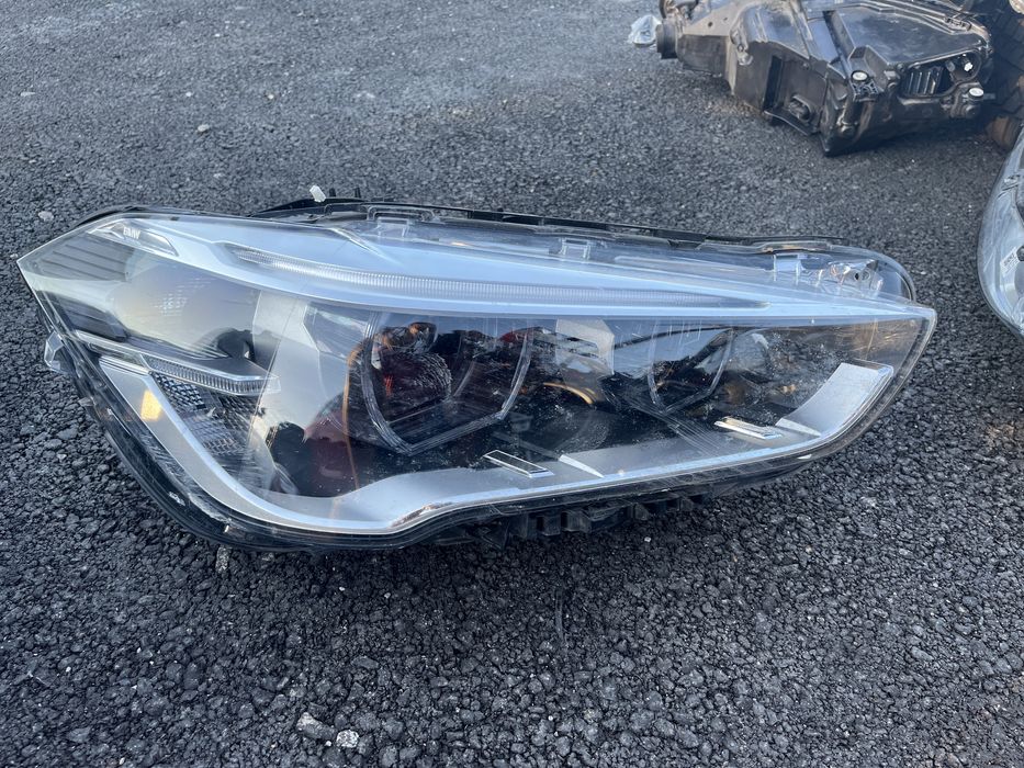 Фар BMW X1 F48 LED 2016 ляв и десен