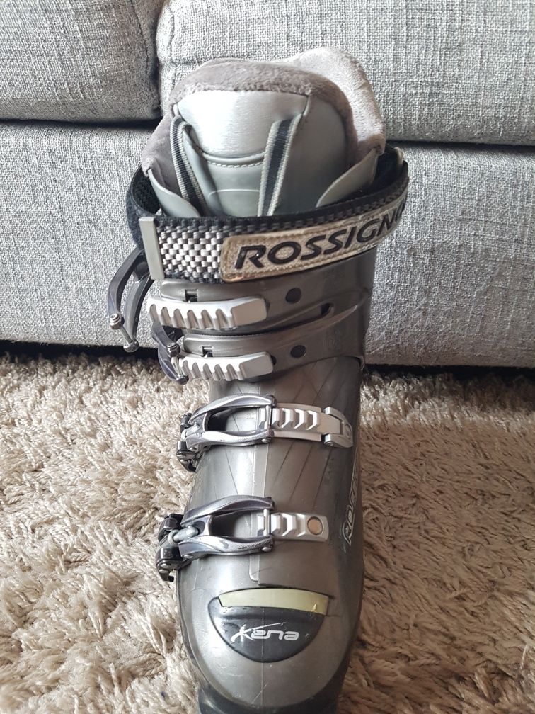 Горнолыжные ботинки Rossignol