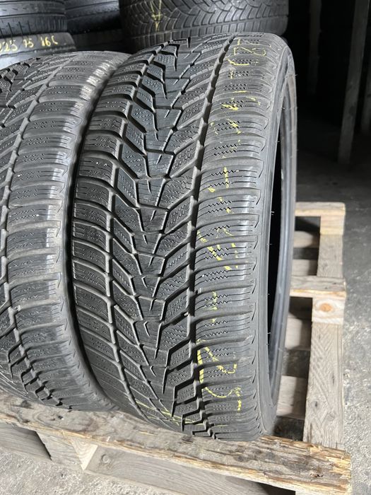 2 anvelope de iarna 225/40/19 Hankook 7 mm!