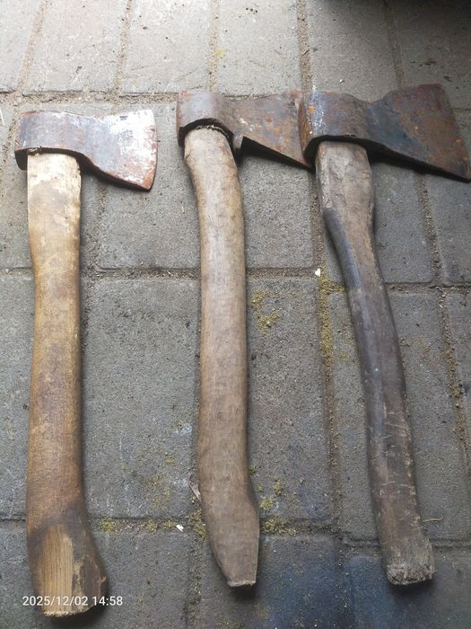 Топоры продам недорого