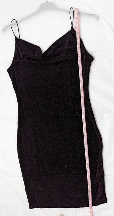 Rochie nouă H&M Divided, mărime S/M, neagră cu fir metalic