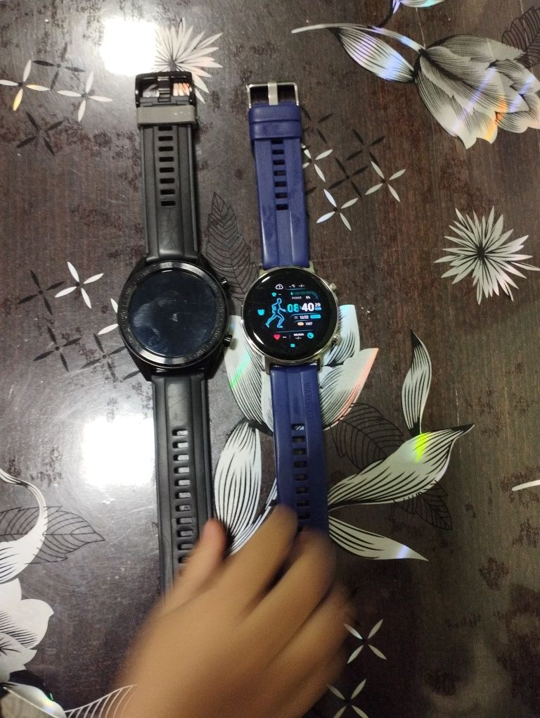 Часовник Huawei gt2