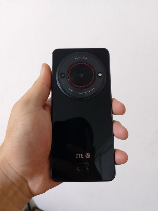 Продается телефон zte blade a75 5g