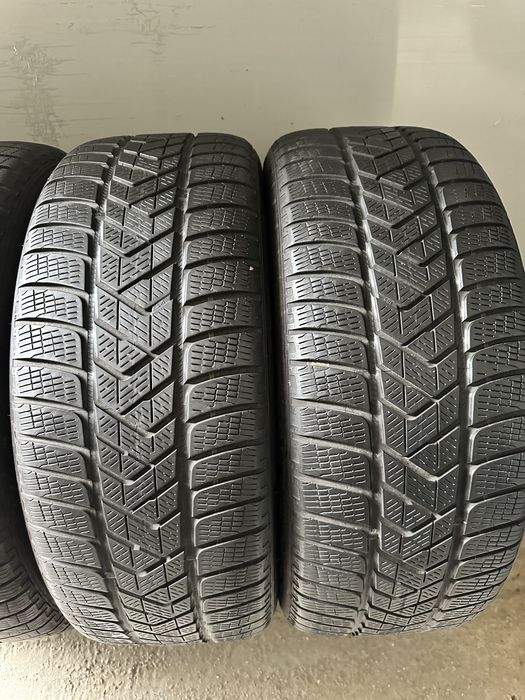 255/50 R19 Pirelli Scorpion Winter