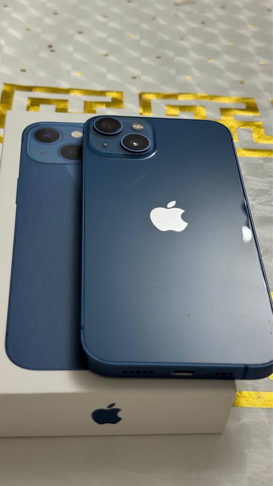 Продам айфон 13 iphone 13