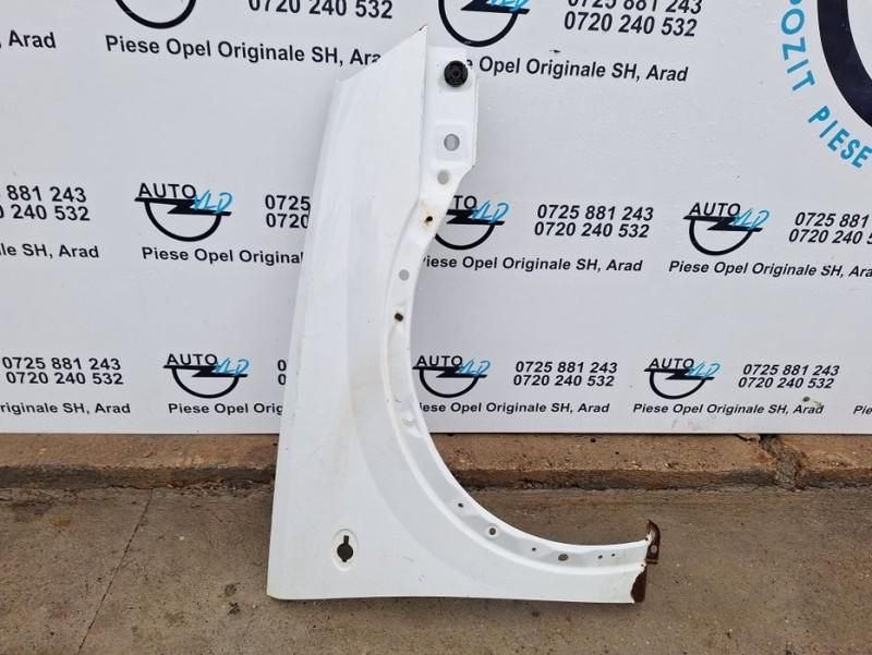 Aripa fata dreapta Opel Combo C