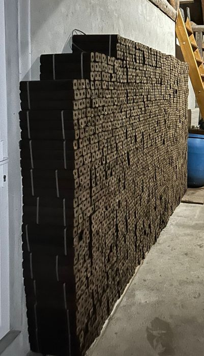 Brichete din rumeguș