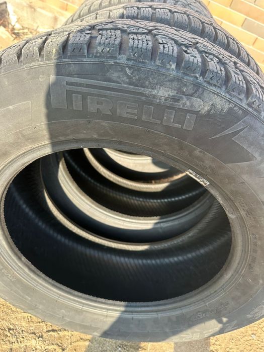 Продам зимние шины б/у