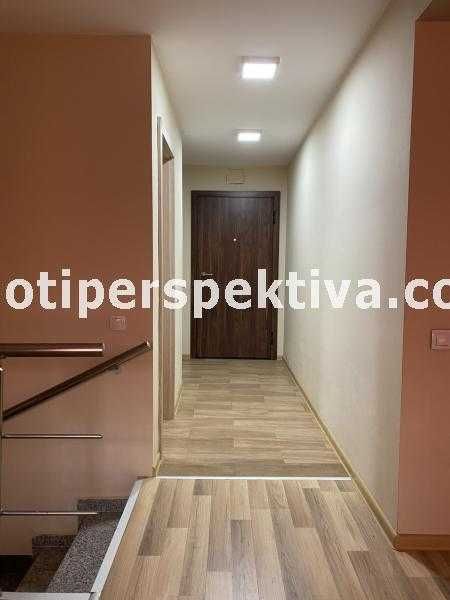 Продава се Двустаен апартамент в Пловдив, Христо Смирненски - 82 кв.м за 1305 €/кв.м - Снимка #2