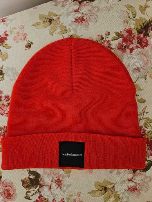 Caciula Oferta! Peak Performance.