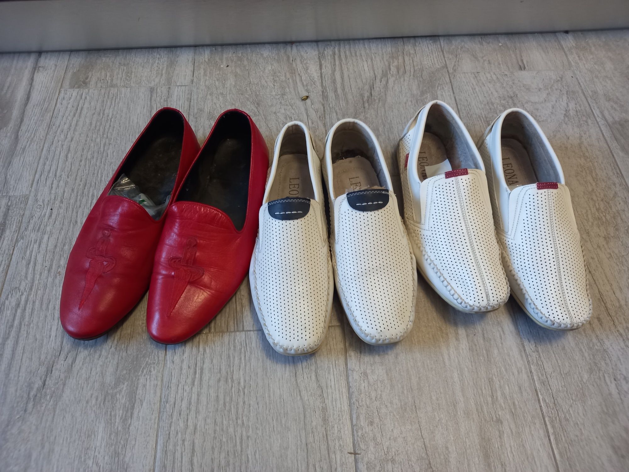Vand pantofi barbatesti