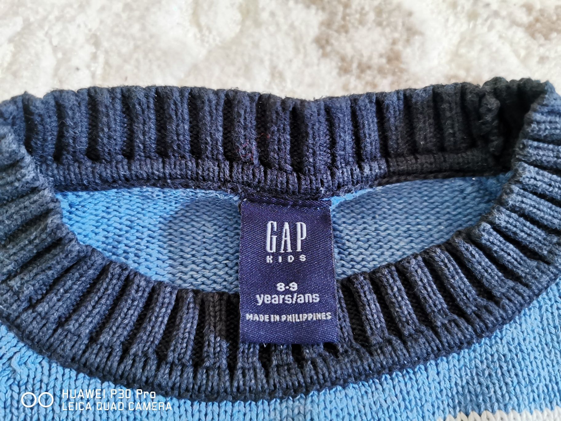 Пуловер GAP за момче
