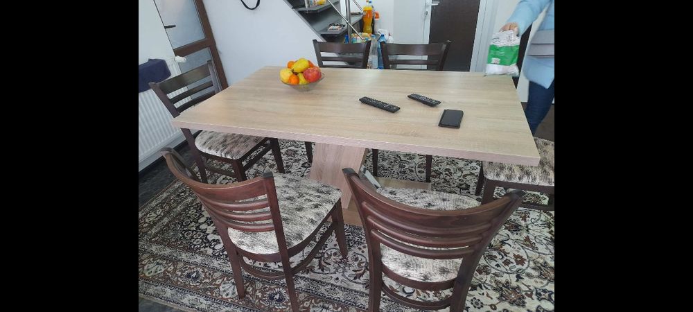 Трапезна маса НОВА