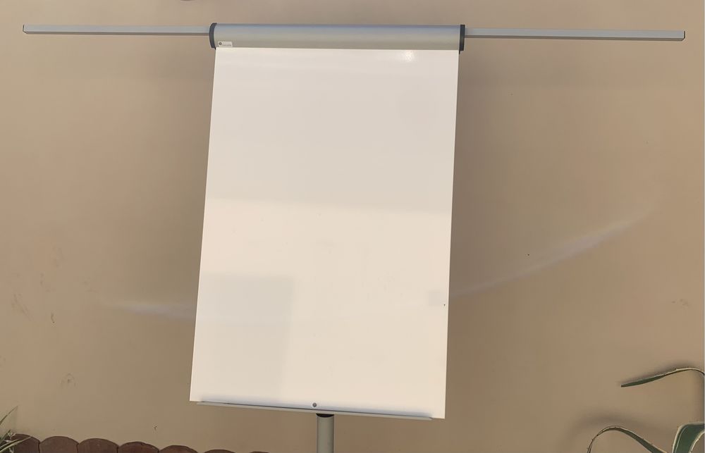 Flipchart mobil, suport tabla magnetica