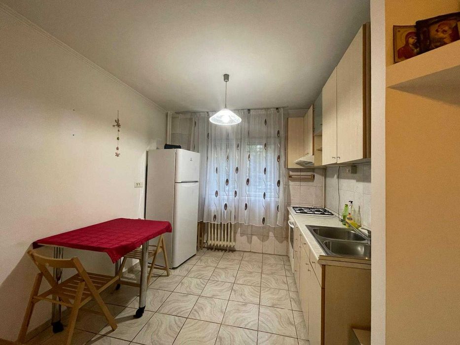 Tineretului Parc Metrou stradal