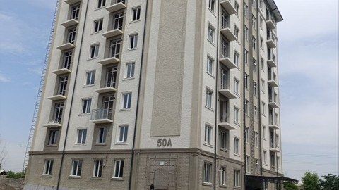 Ижарага квартира 3 хонали шароттлари бор кирмашина халаделни ва  хоко