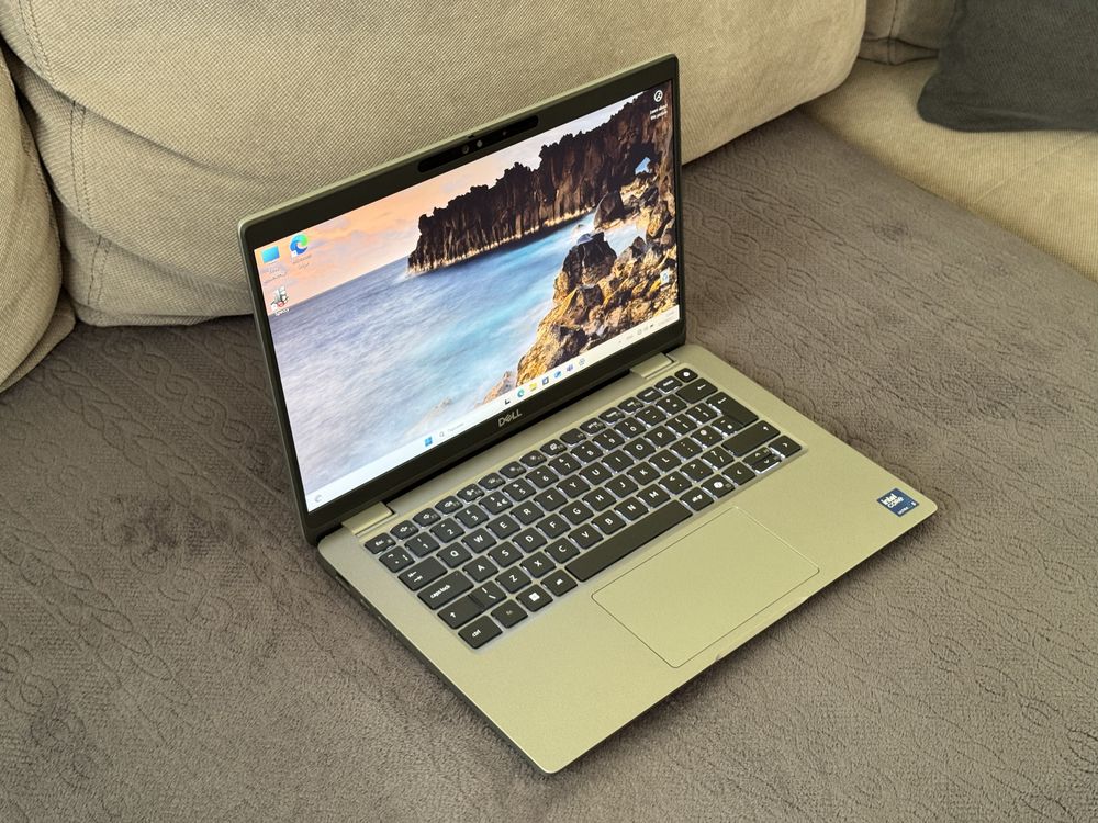 13.3’FHD IPS Touch/Intel Core Ultra 5-135u/16GB DDR5Dell Latitude 5350