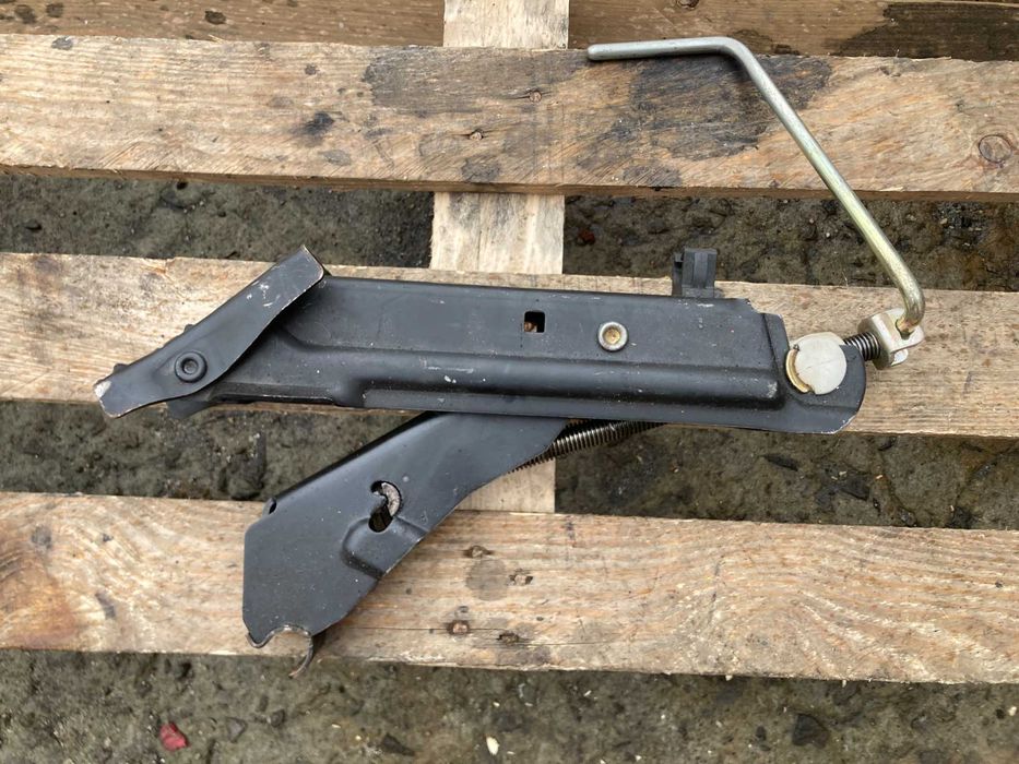 Крик за Кола Крик VOLVO S80 Волво Ес80