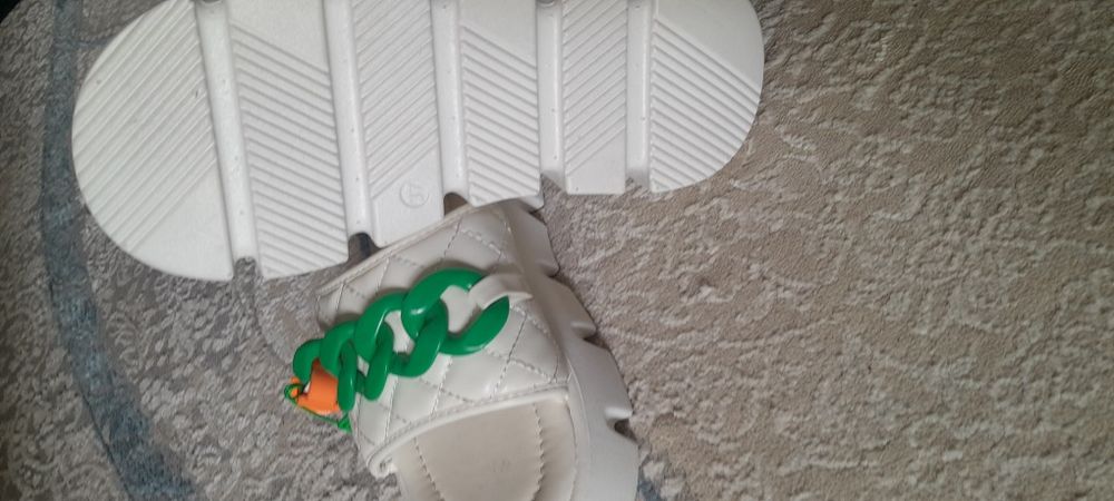 Кроссовки женские 39,  щепки летние 37 размер