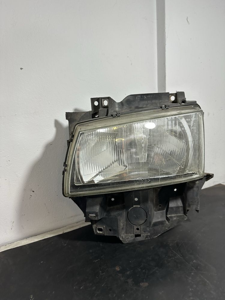 Far stanga Volkswagen Vw T4 2.5 TDI 1998-2003  transporter caravelle