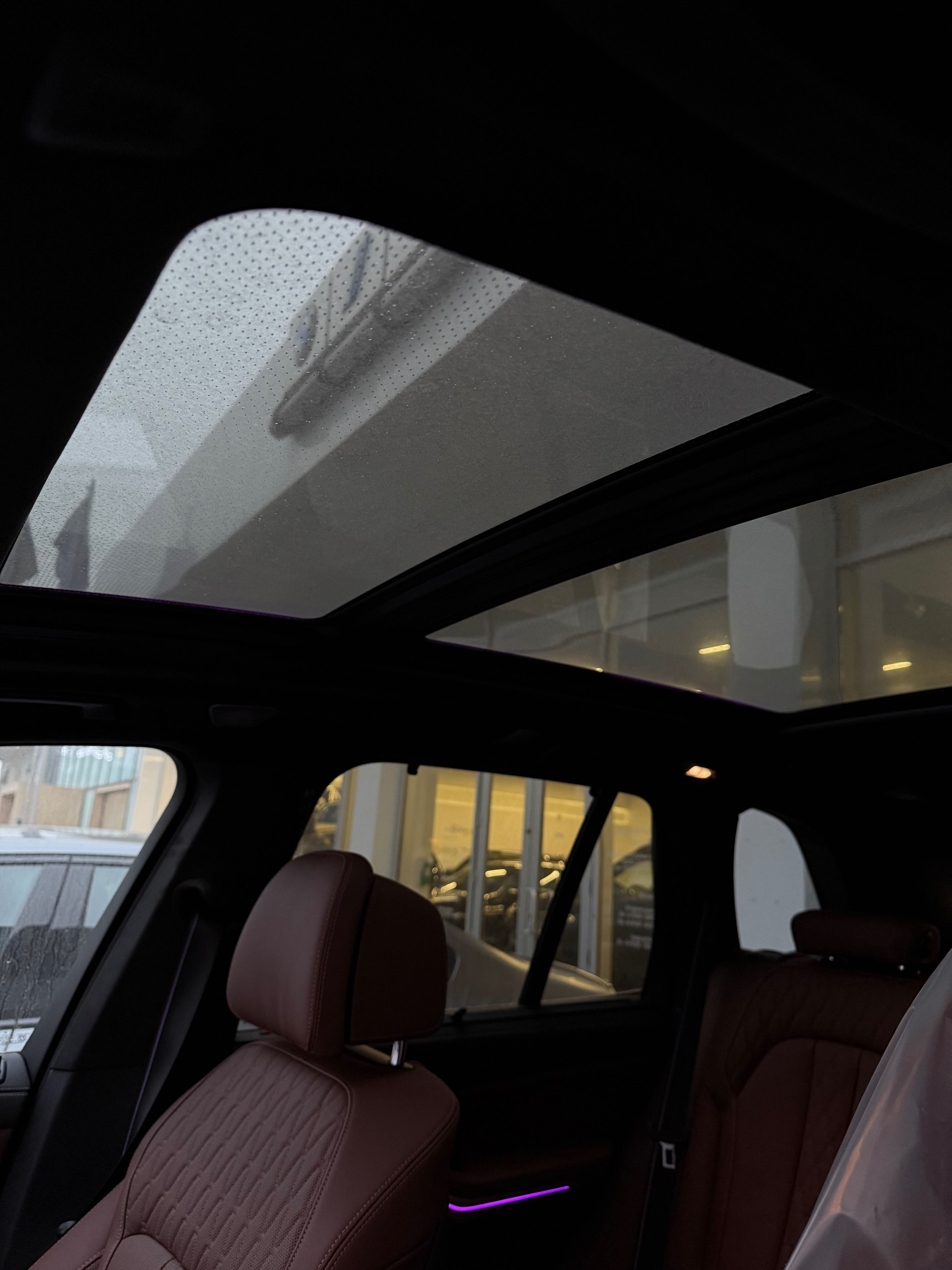 Продам новый BMW X5 M60i xDrive FULL , в наличии с гарантией