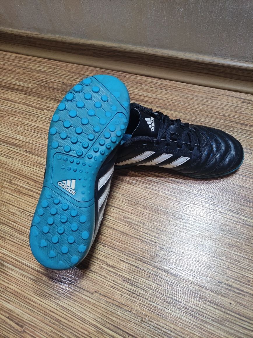 Стоножки за футбол Adidas