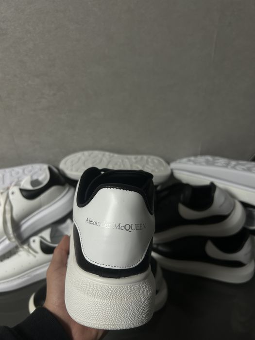 Alexander mcqueen black