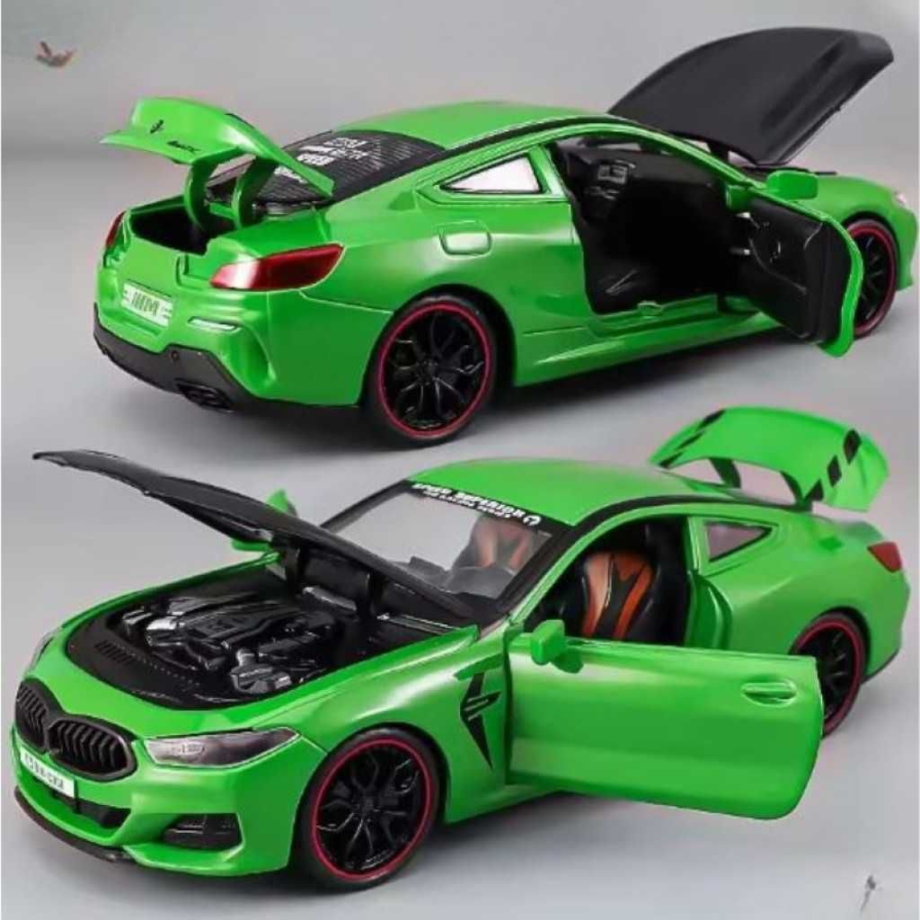 Автомобил BMW M8 с 3 реалистични звука и светлини – мащаб 1:24/3 ЦВЯТА