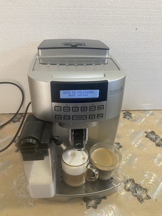 Espresor cafea Delonghi magnifica S capucino