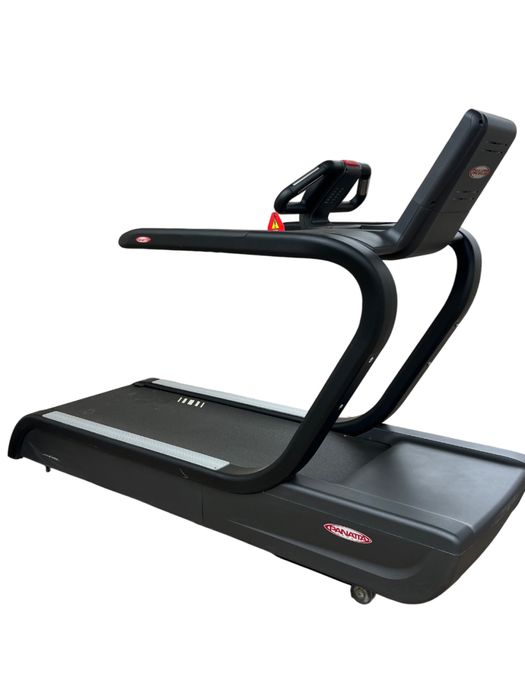 Продаю новую беговую дорожку Panatta