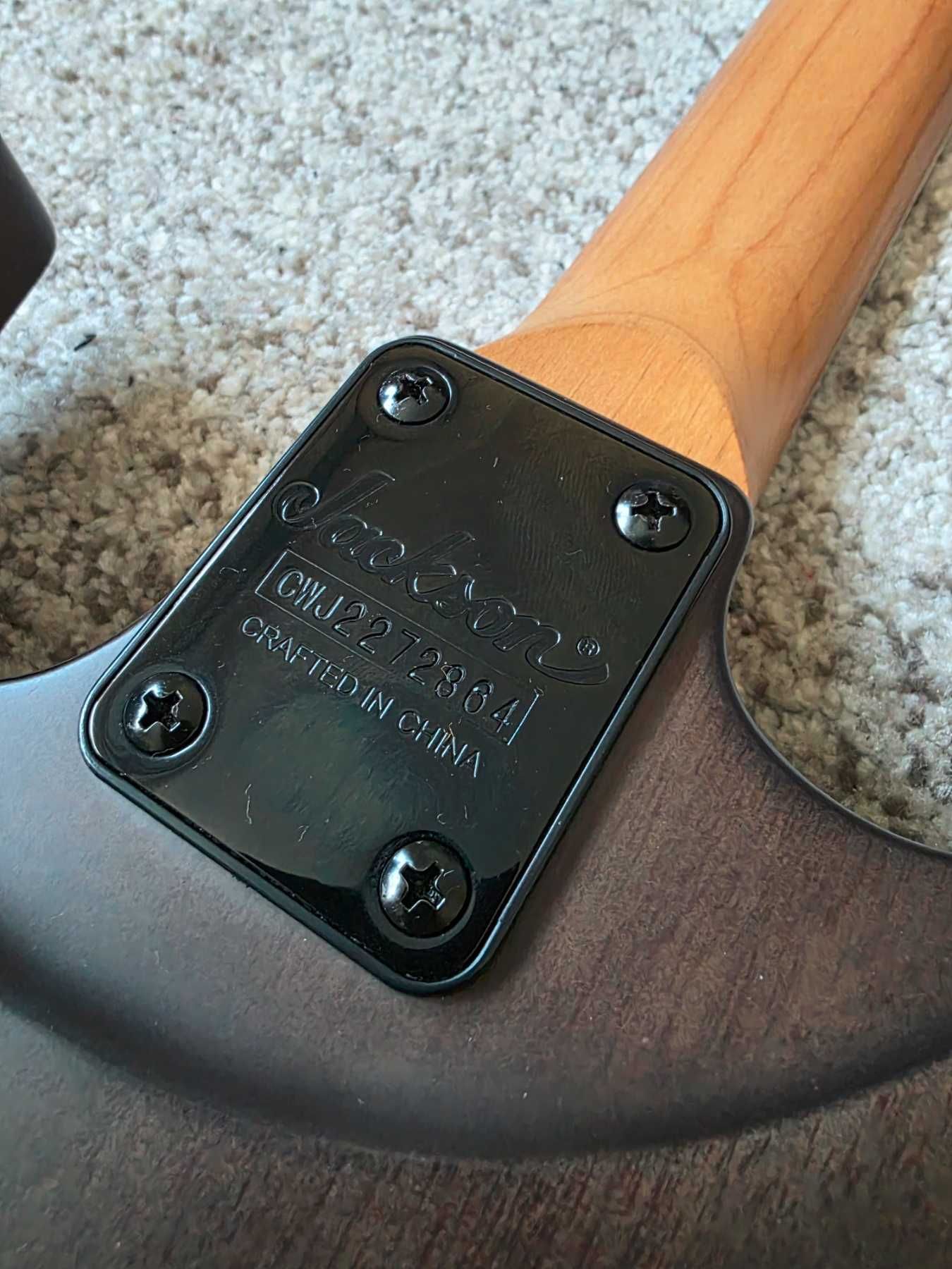 Китара Jackson JS24 Dinky Arch Top