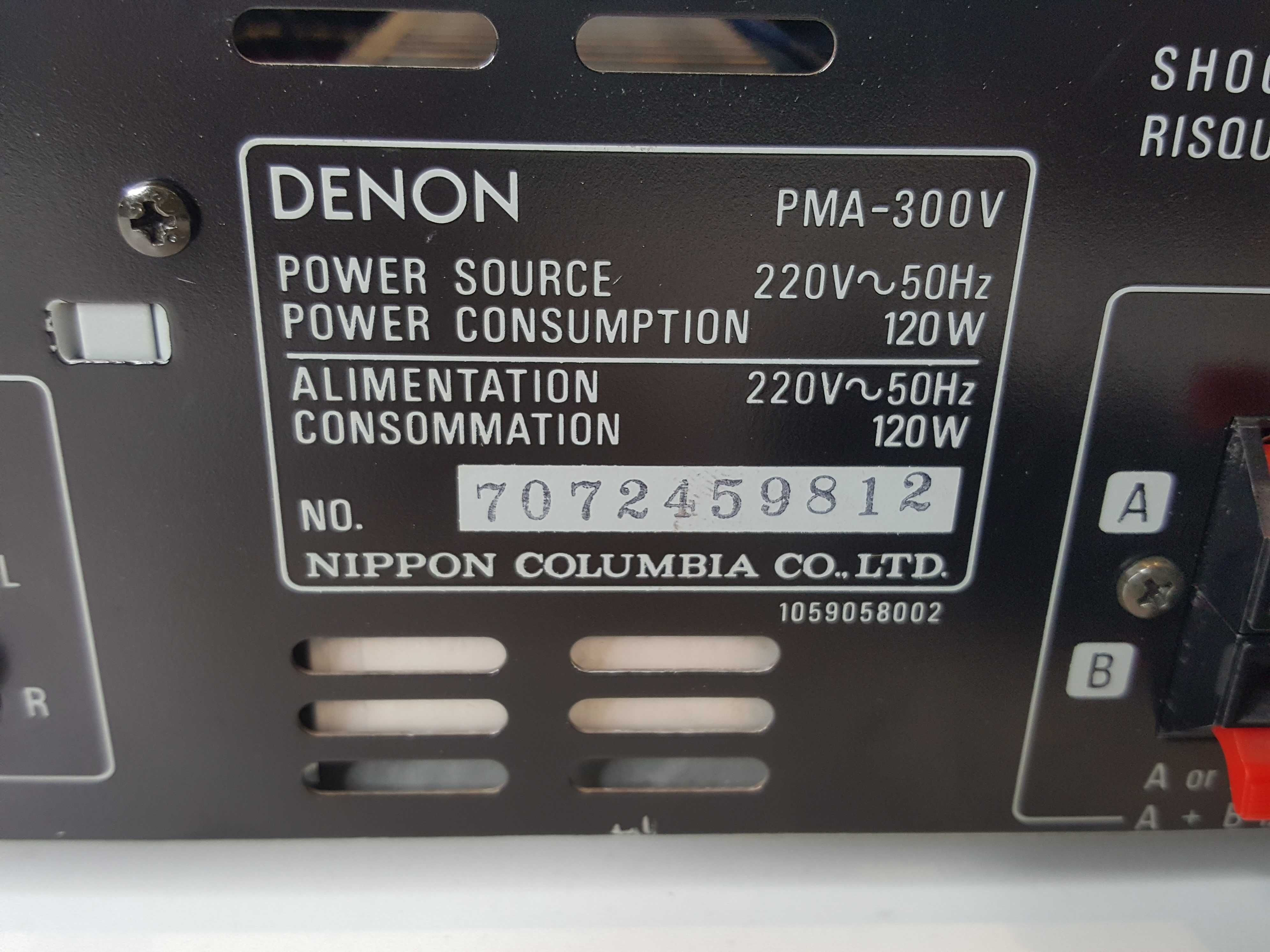Vand amplificator Denon PMA-300V