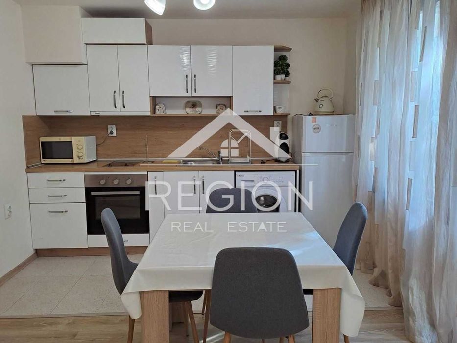Дава се под наем Тристаен апартамент в Варна, Спортна зала - 80 кв.м за 663 € - Снимка #2