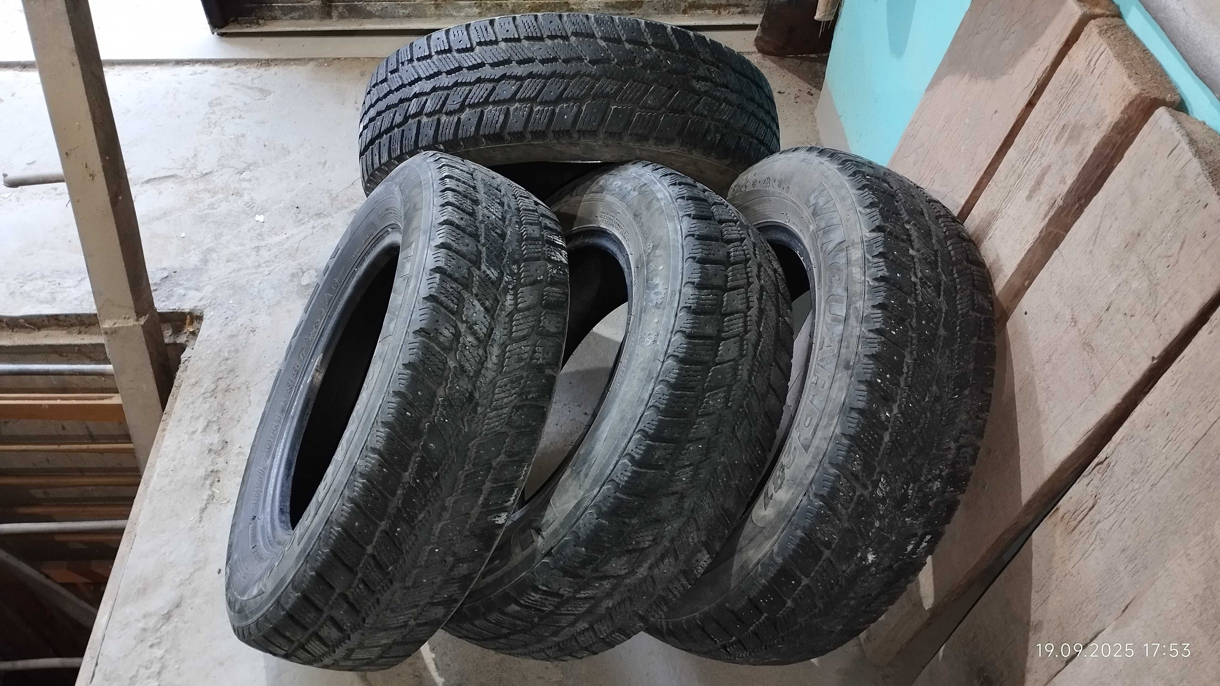 Зимние шины 185 \70 R-14 NEXEN