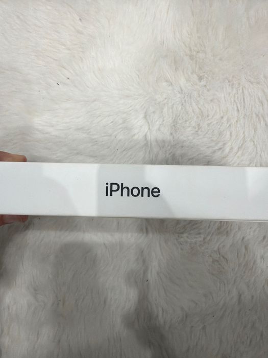 Iphone 15 128 G топ състояние
