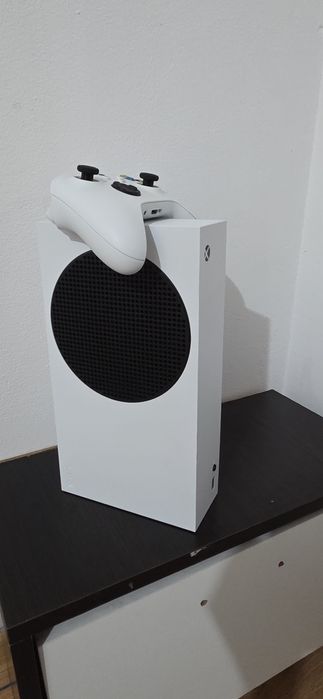 Vând xbox seria s ca nou  preț ușor negociabil