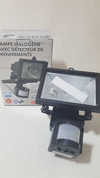 Lampa halogen cu detector de miscare