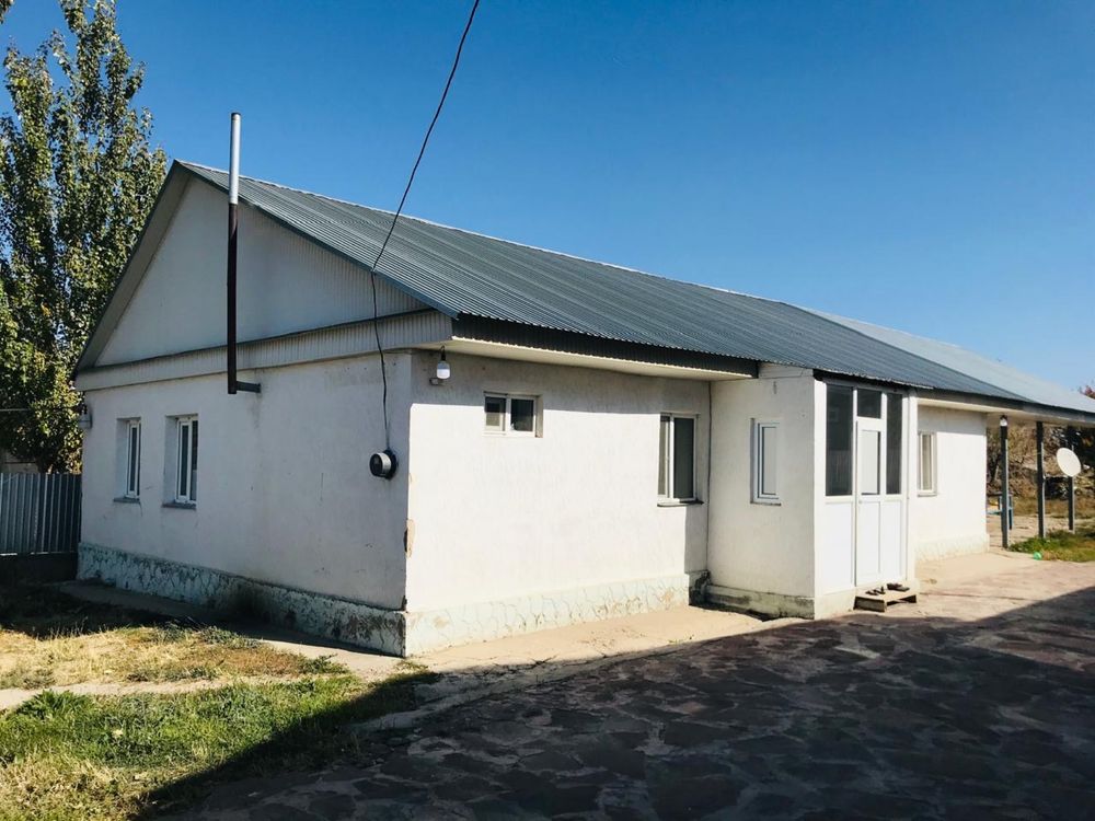 Дом продается с мебелью находиться в районе Бурное по улица Д.Конаева