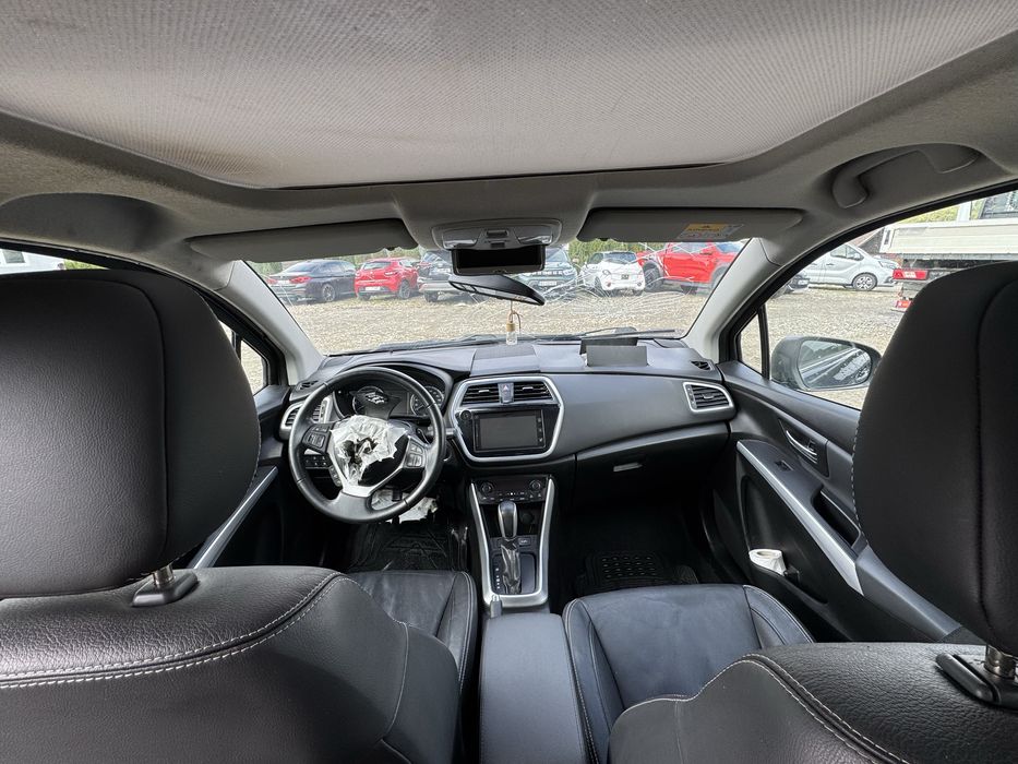 Suzuki sx4 s cross 4x4 1.4 benzina 140 cp automata avariat