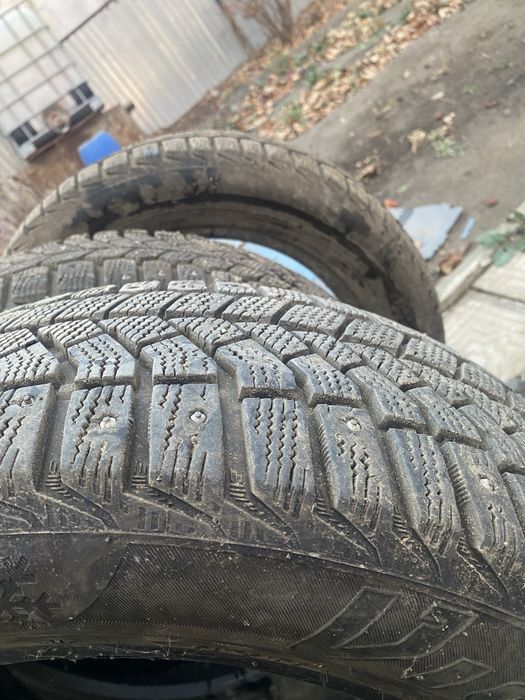 Продам шипы в хорошем состояний 3 штуки