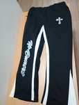 Pantaloni sport.