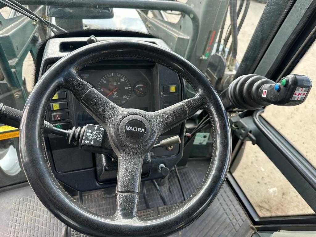 Tractor Valtra 6300 4x4