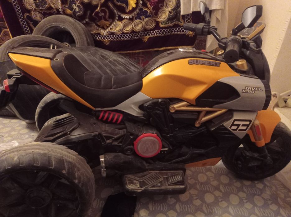 bolalar mototsikli xolati yaxshi