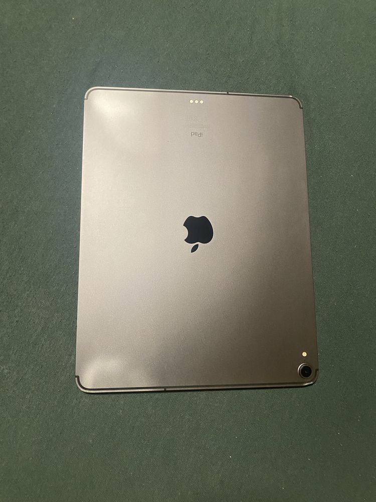 Ipad Pro 12’9” 2018 256gb cellular + wifi