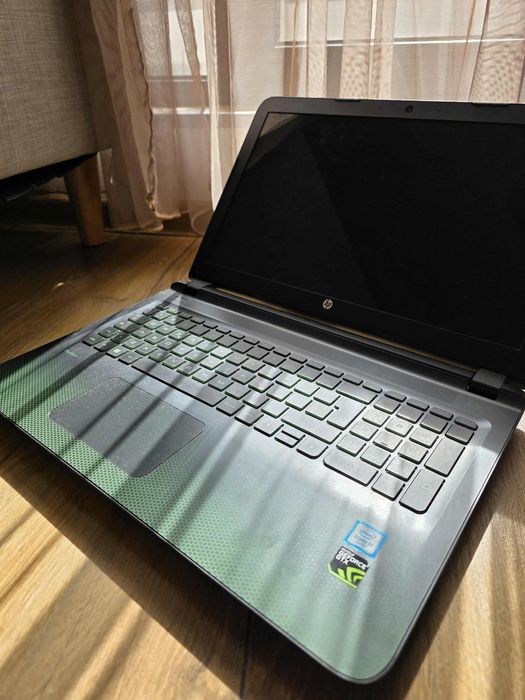 Продавам HP gaming 15